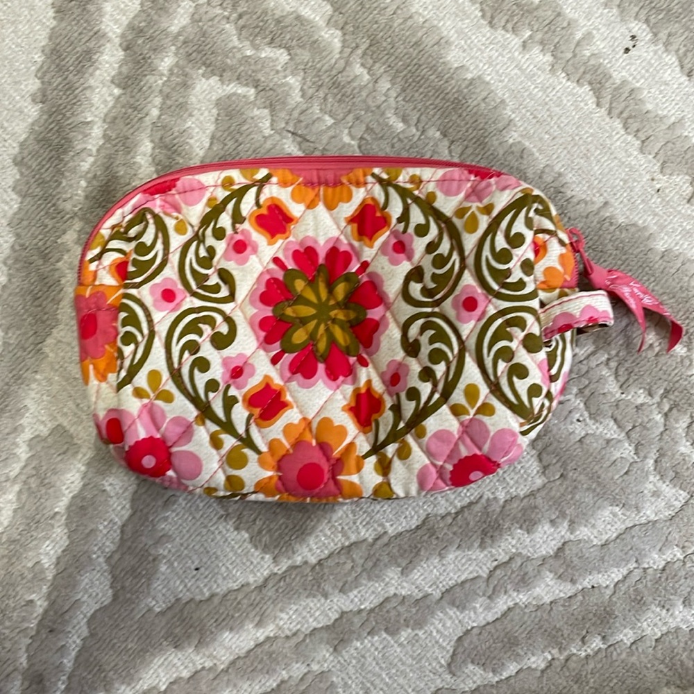 Vera Bradley small make-up / toiletry bag